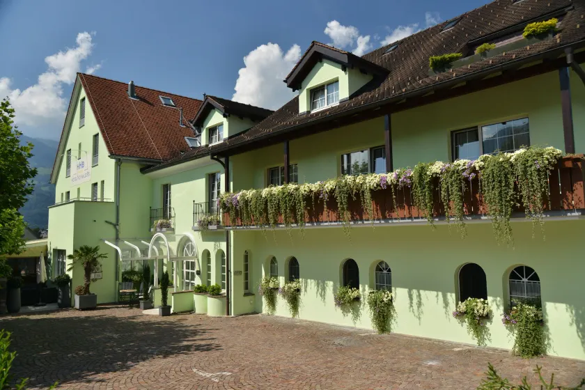 Hotel Hofbalzers - Image 1
