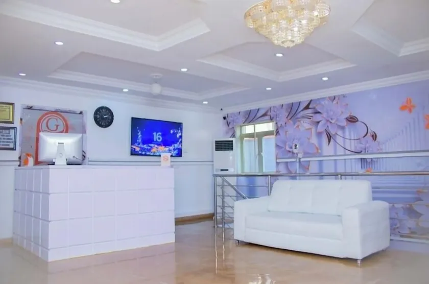 Galpin Suites Hotel - Image 1