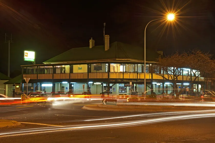 Town Square Motel - Image 1