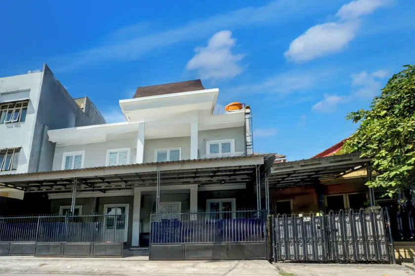 OYO 94818 Sabina House Syariah - Image 1