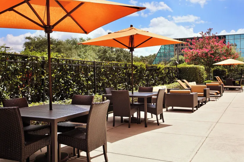 Courtyard by Marriott San Antonio Airport/North Star Mall - Image 1