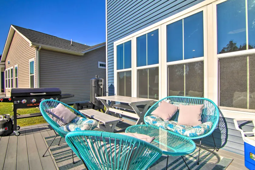 Modern Lewes Home w/ Deck, Grill + Pond View! - Image 1