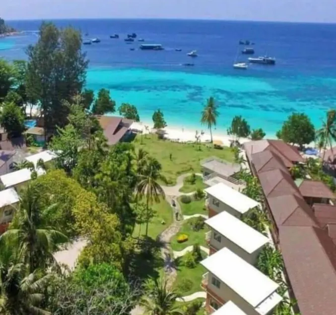 Z-Touch Lipe Island Resort - Image 1