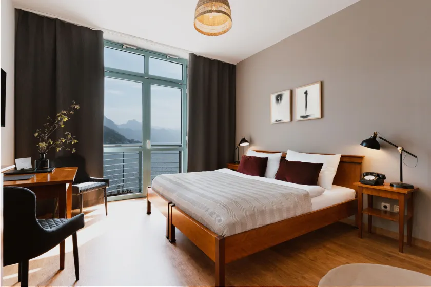 Hotel Esplanade - Image 1