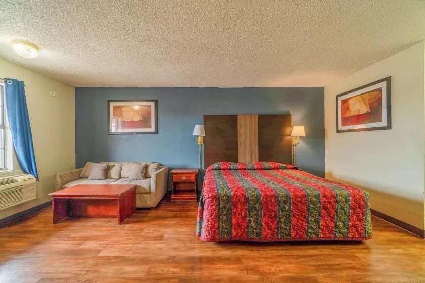 Executive Inn By OYO Mineral Wells US-180 - Image 1