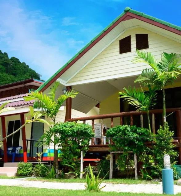 Chongkhao Resort- Phi Phi Island - Image 1
