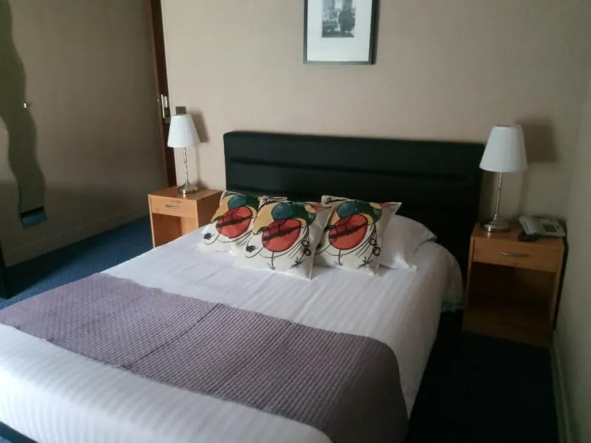 L'Hostellerie De La Rivière - Image 1