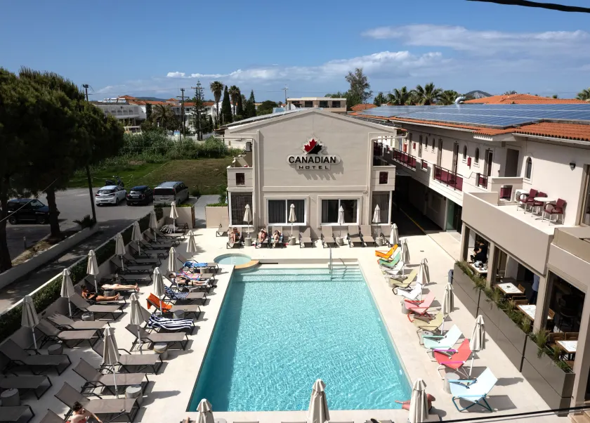 Canadian Hotel - Image 1