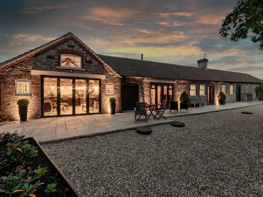 Sykes Lodge - Image 1
