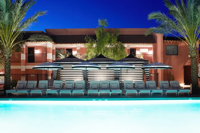 Sands Hotel and Spa - Image 1
