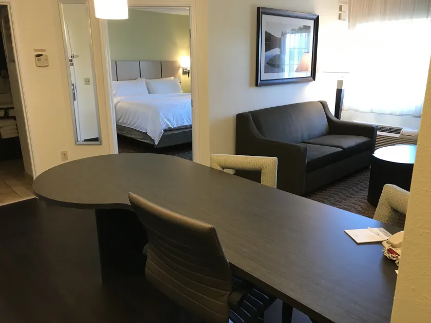 Candlewood Suites Fort Wayne - NW by IHG - Værelse