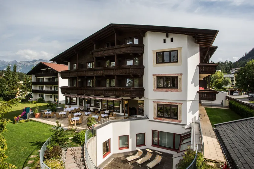 Hotel Solstein - Image 1