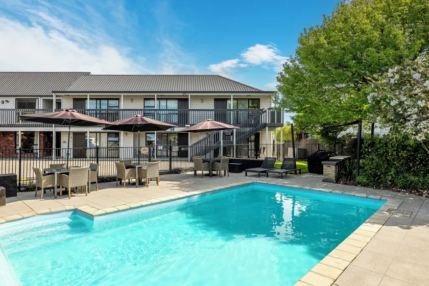 Ashford Motor Lodge - Image 1