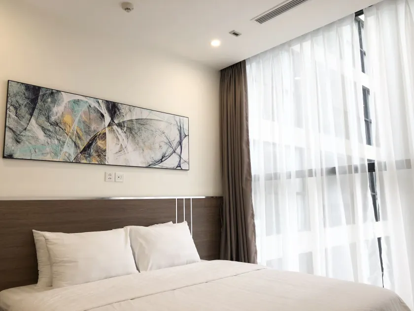 Luxury Condotel 2BR Vinhomes Skylake Keangnam - Netflix free - Image 1