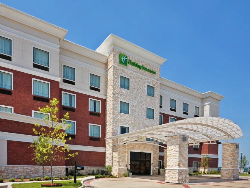 Holiday Inn & Suites McKinney - N Allen by IHG - Image 1