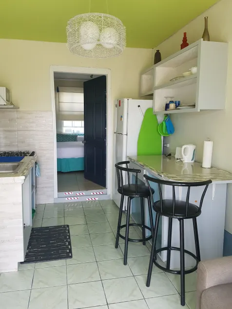 Stay Awhile Studio Apartment - Live Like A Local - Image 1