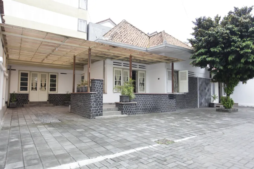 Taman Yuwono Heritage Malioboro by Natt's Hospitality - Image 1