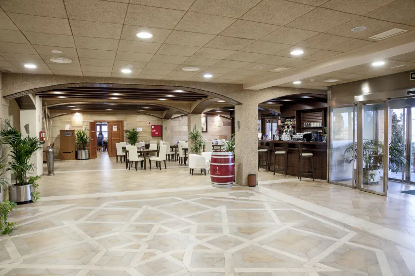 Hotel Comendador - Image 1