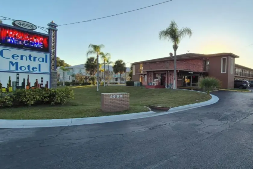 Central Motel Kissimmee Near Disney World - Image 1