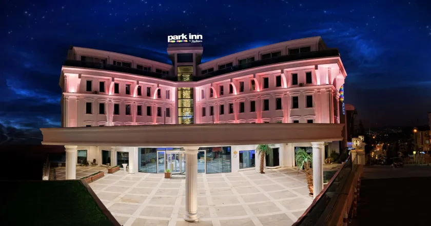 Park Inn by Radisson Ankara Cankaya - Image 1