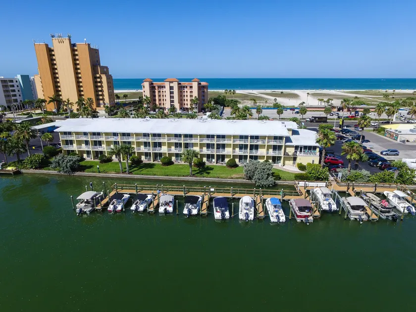 Treasure Island Hotel and Marina - Image 1