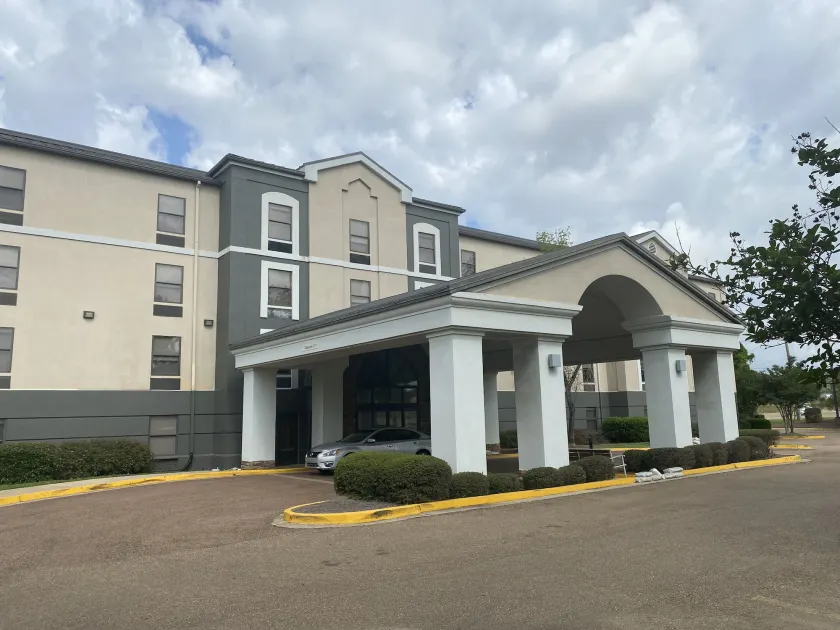 Wingate by Wyndham Jackson Ridgeland - Image 1