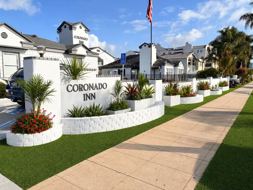 Coronado Inn - Image 1