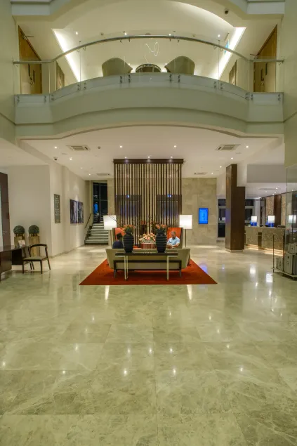 Crowne Plaza Nairobi Airport by IHG - Lobby