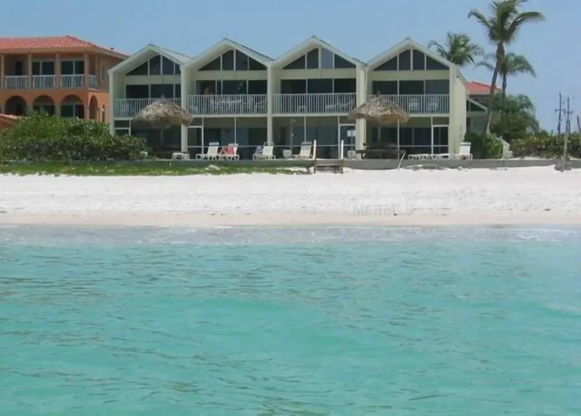 Coconuts Beachfront #112 - Image 1