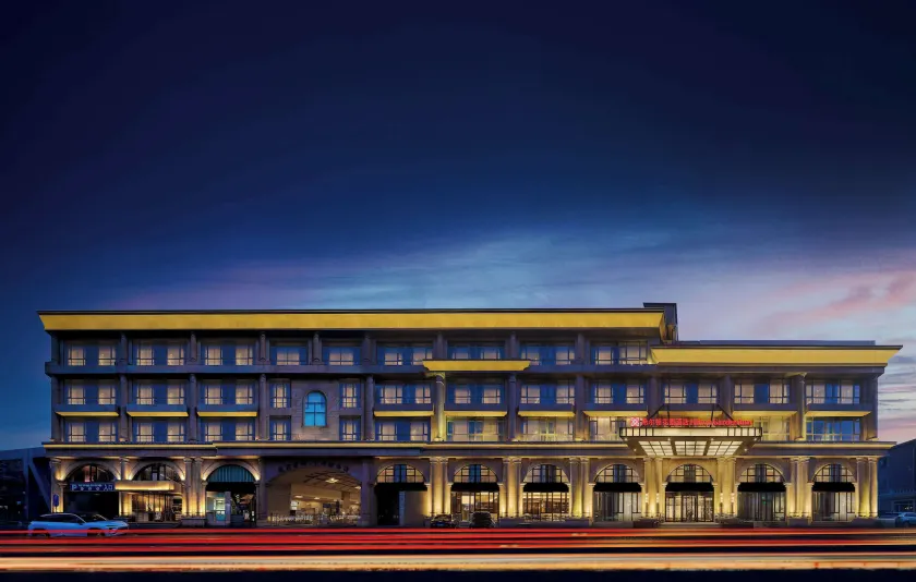 Hilton Garden Inn Beijing Guomao - Image 1