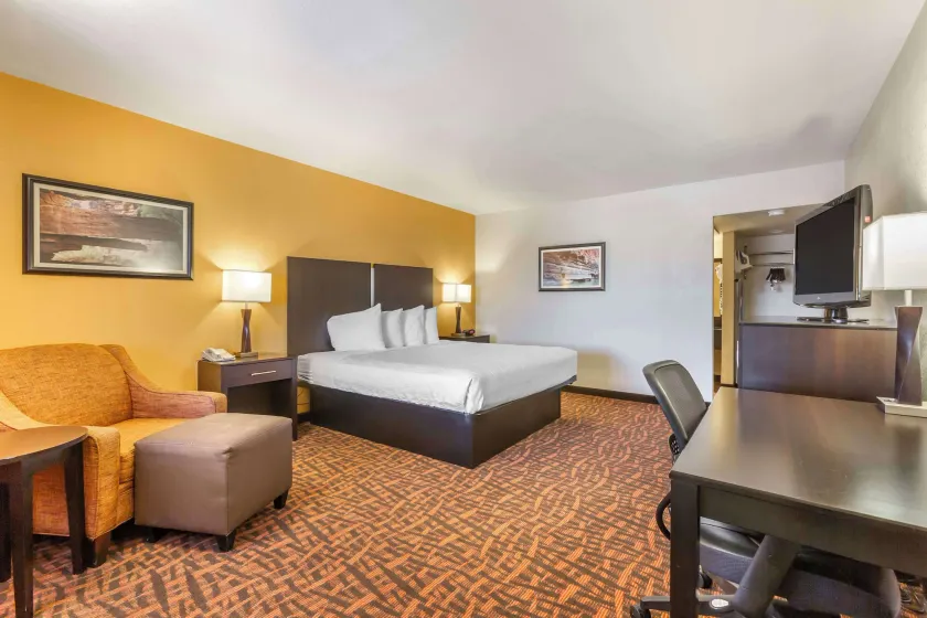 Best Western Arizonian Inn - Image 1