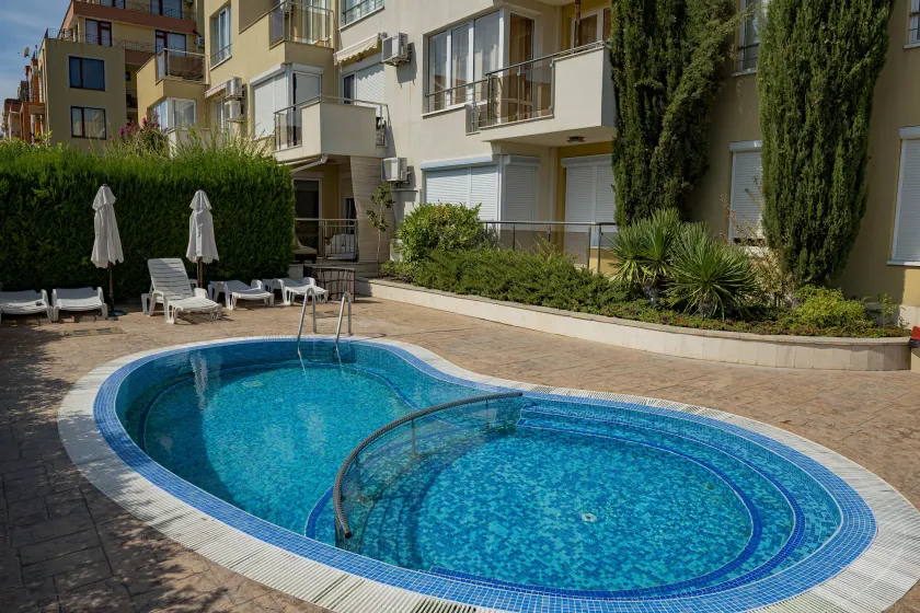 Belle View - Menada Apartments - Image 1