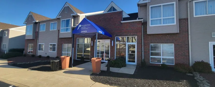 Philadelphia Suites at Airport - An Extended Stay Hotel - Image 1