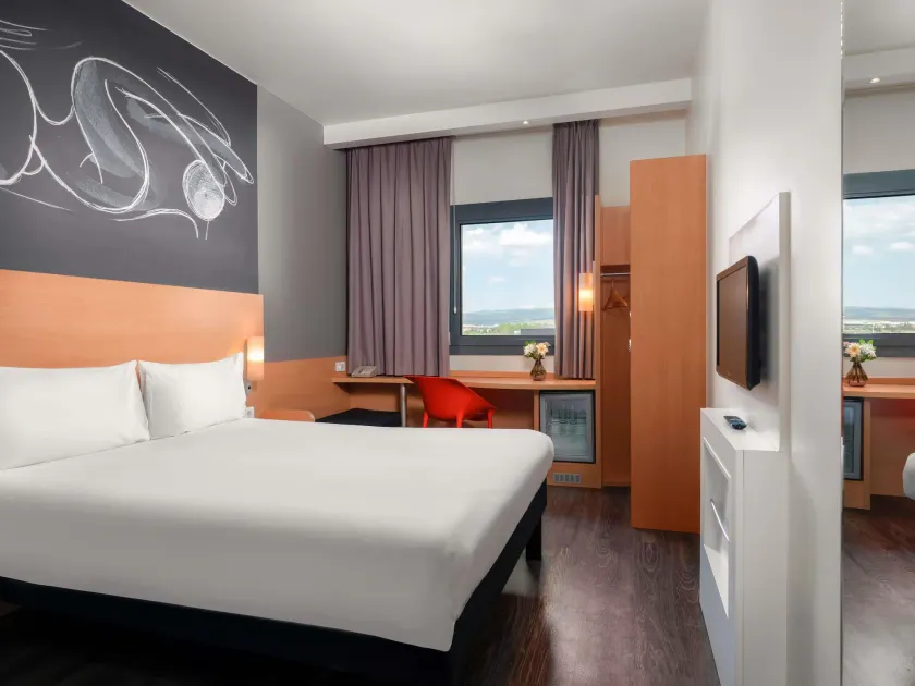 ibis Ankara Airport Hotel - Image 1