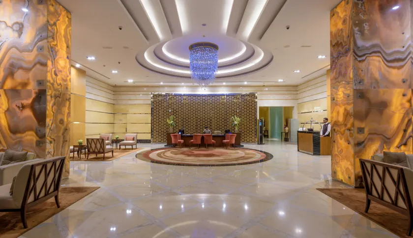 La Suite Dubai Hotel & Apartments - Reception