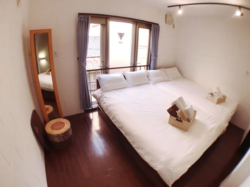 Osaka Sinsei Guest House - Image 1