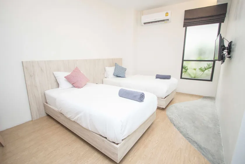 All day hostel at BTS Bang Chak - Image 1