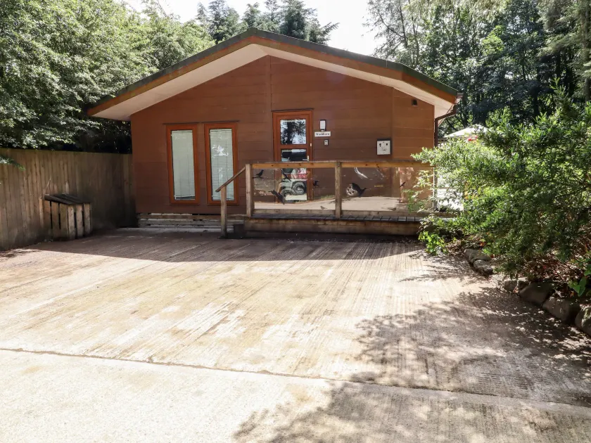 Washburn Lodge - Image 1
