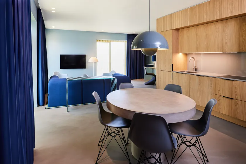 Kirk Suites - Image 1