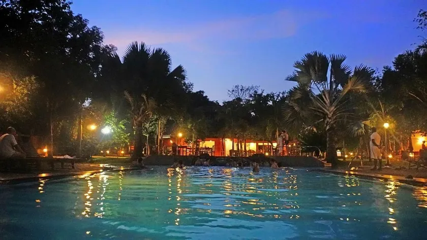 Hotel Kamrel Sigiriya - Image 1
