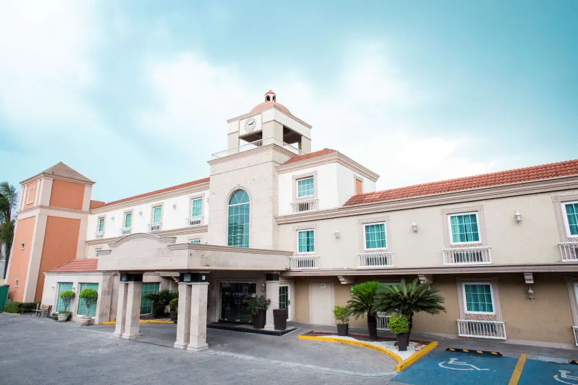 Best Western PLUS Monterrey Colón - Image 1