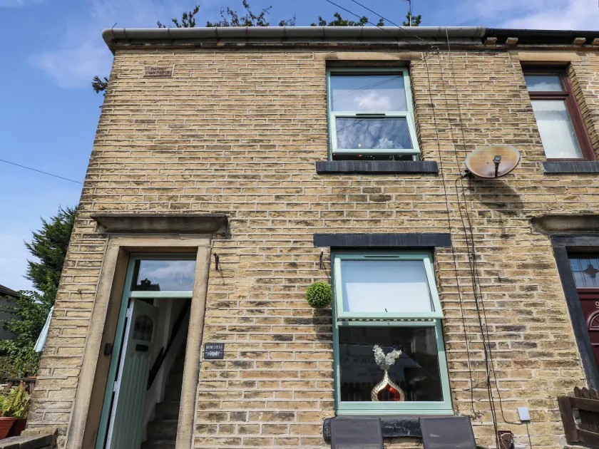 Brodie Cottage - Image 1