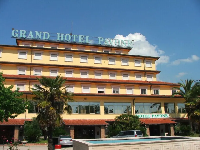 Grand Hotel Pavone - Image 1
