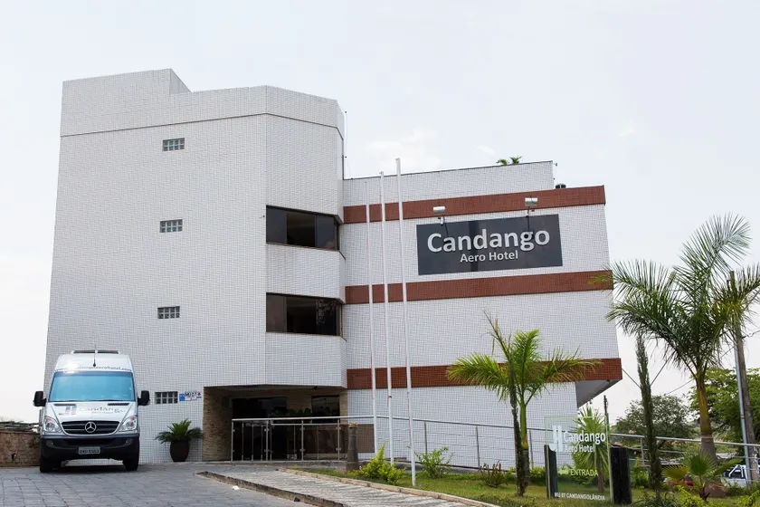 Candango Aero Hotel - Image 1
