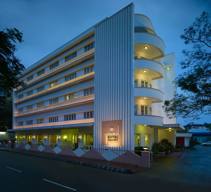 Grand Hotel - Image 1