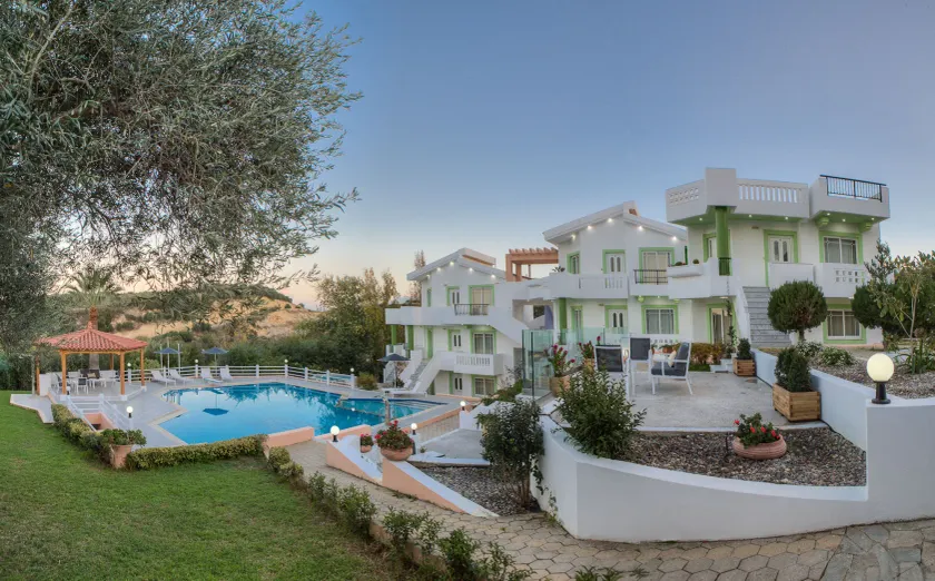 Villa Life - Image 1