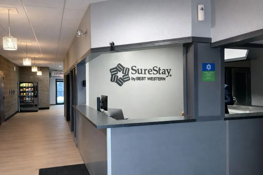 SureStay by Best Western Whitecourt - Image 1