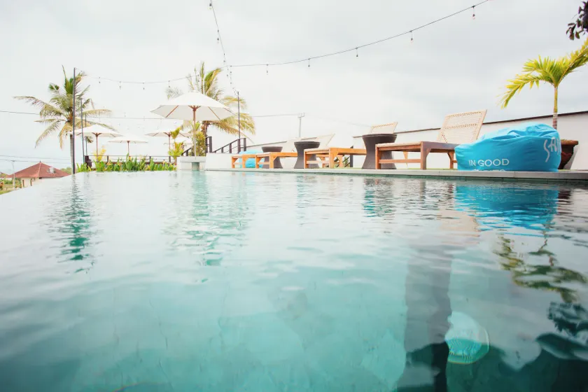 Swell Hotel, Pool Bar & Restaurant - Image 1