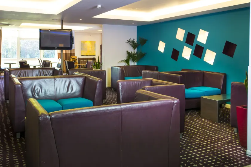 Holiday Inn Express Cambridge by IHG - Lobby