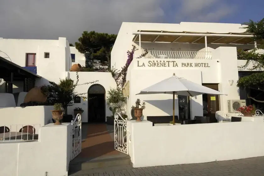 La Sirenetta Park Hotel - Image 1